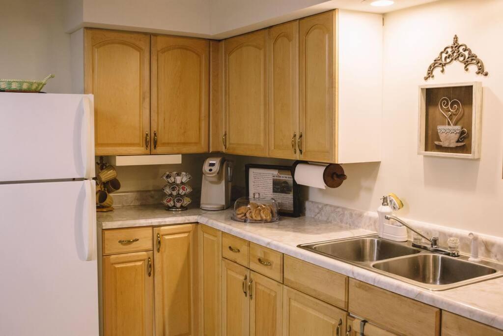 Hilltop Hideaway - 3Bdr In Downtown London, Ky Bagian luar foto